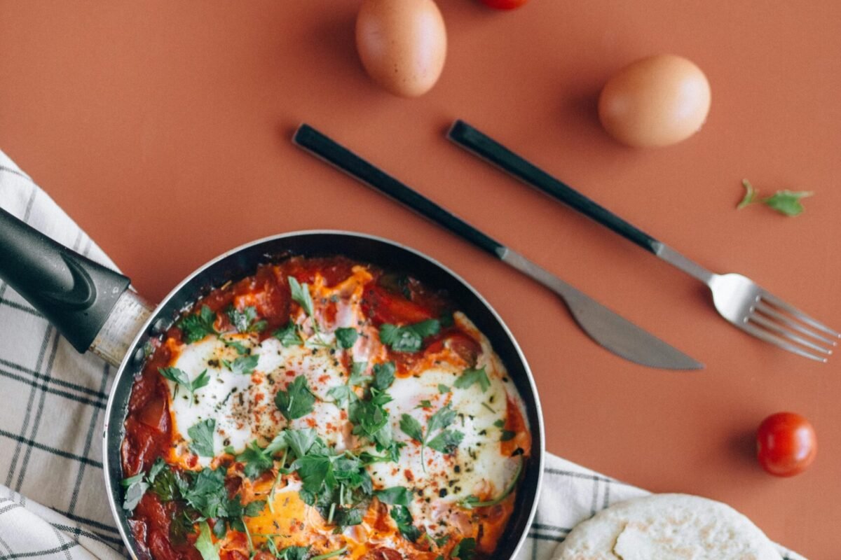 pexels-n-voitkevich-6275110